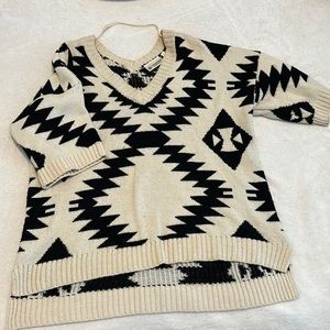 “Short Sleeve Sweater”